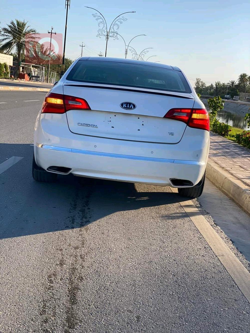 كيا كادينزا